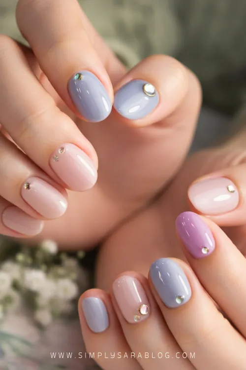 January Round Nail Ideas