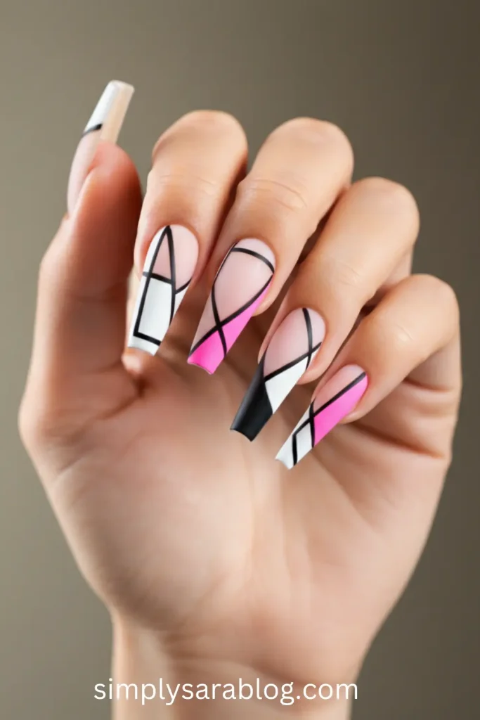 Bold geometric nails